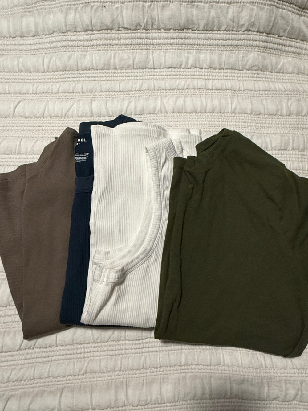 Lot of tees/tanks size L